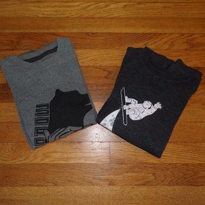 2 Boy's Graphic Long Sleeve Thermal Bundle
